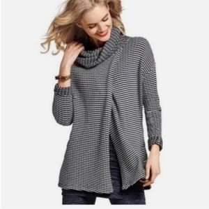 CAbi Fergie Split Turtleneck Striped Knit Sweater Small